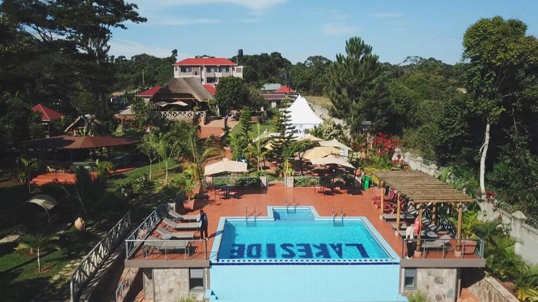 The Lakeside Entebbe Luaran gambar