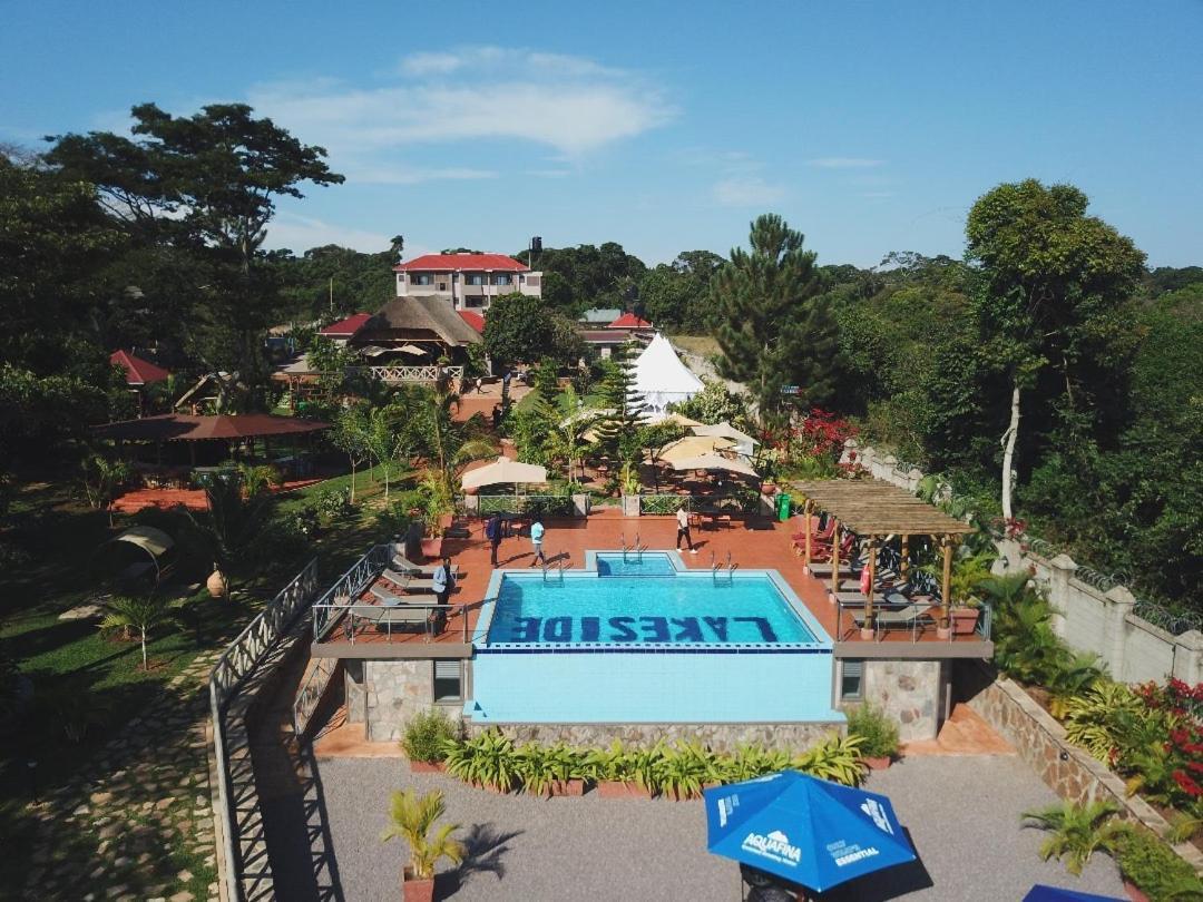 The Lakeside Entebbe Luaran gambar